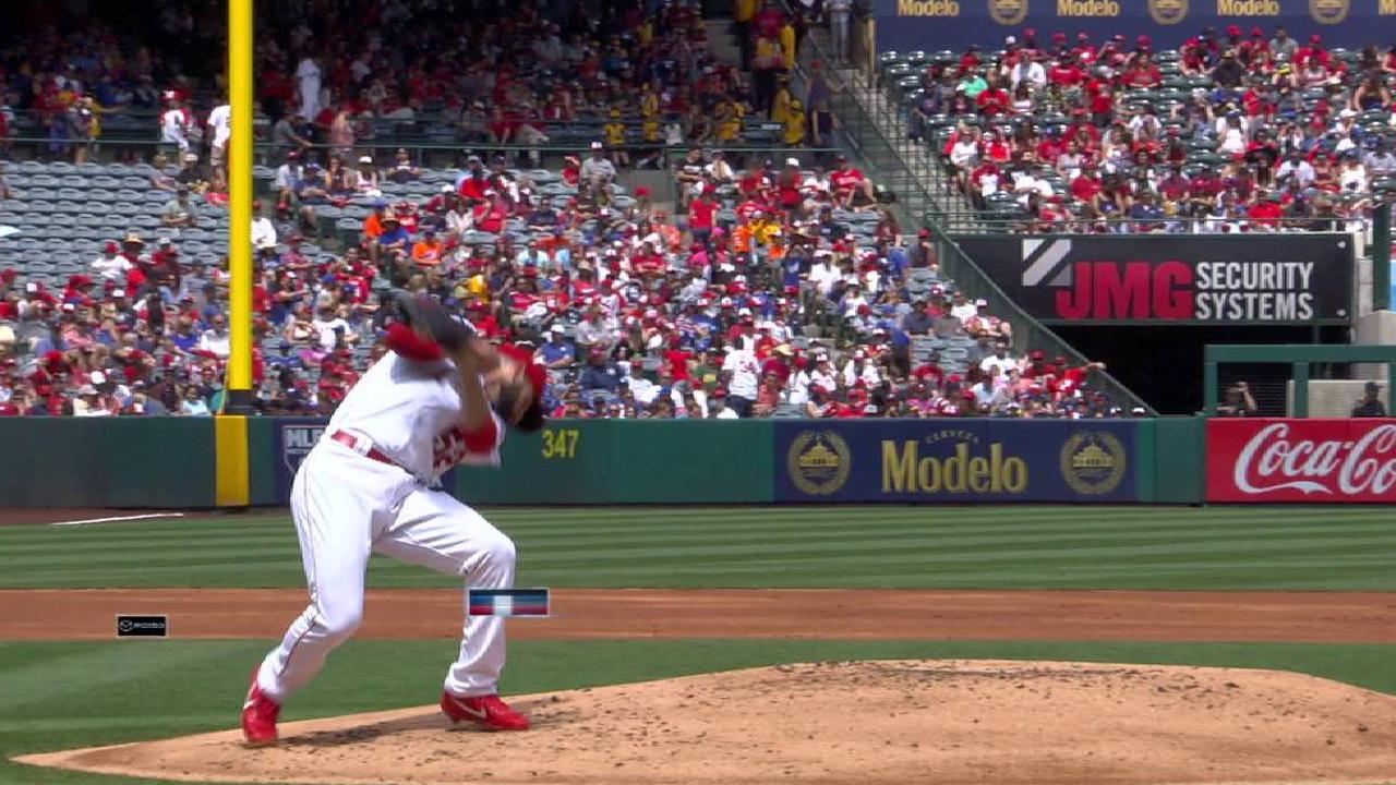 Shoemaker stops a comebacker