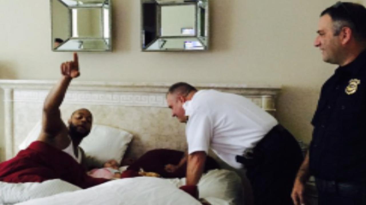 Santana gives cops warm welcome