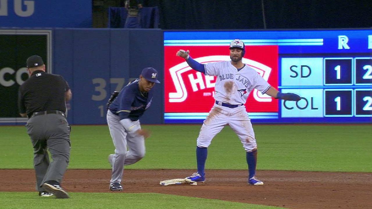 Pina catches Pillar stealing