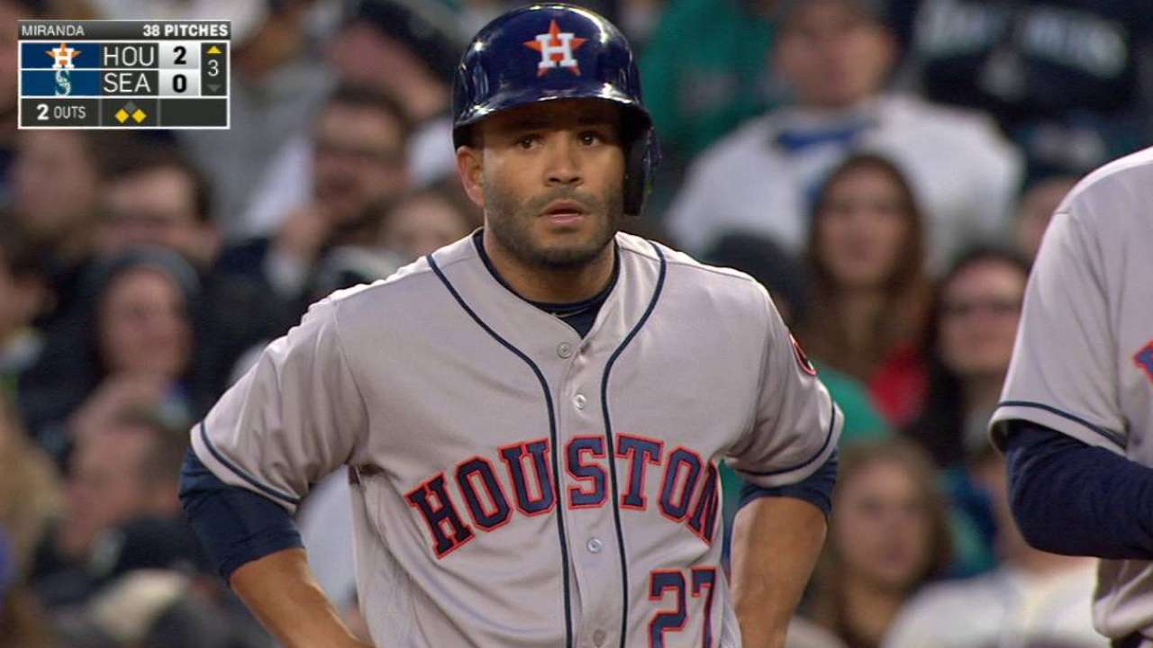 José Altuve da señales de entrar en su ritmo acostumbrado con Astros