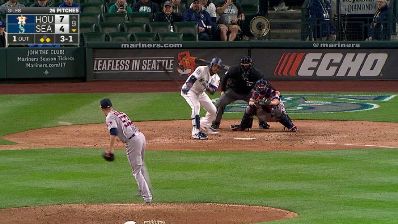 Cano's RBI groundout