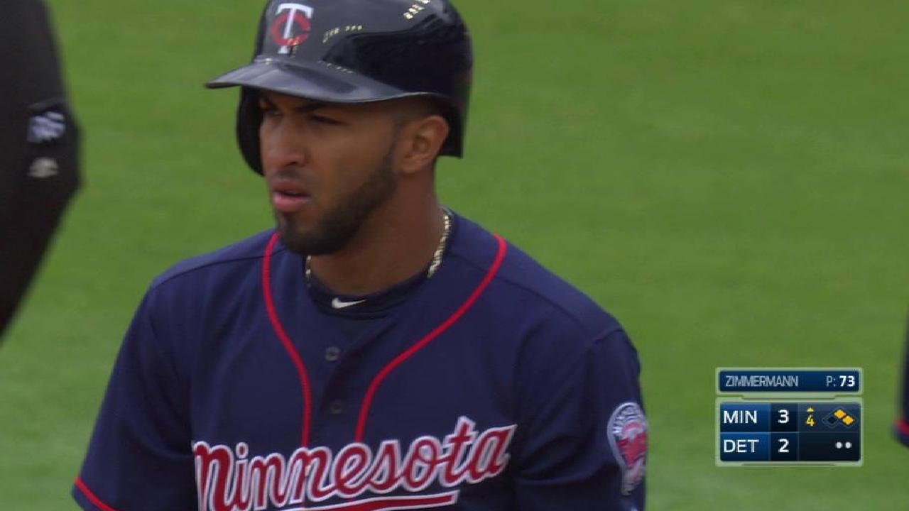 Rosario's RBI single