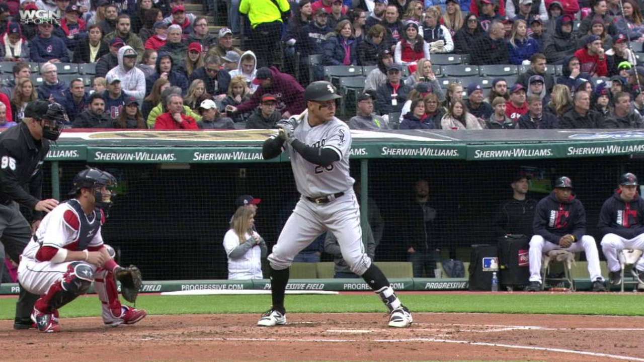 Ofensiva de los White Sox madrugó en triunfo ante Indios