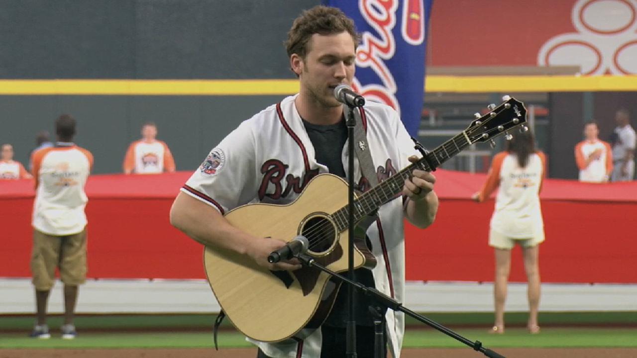 Phillip Phillips sings anthem