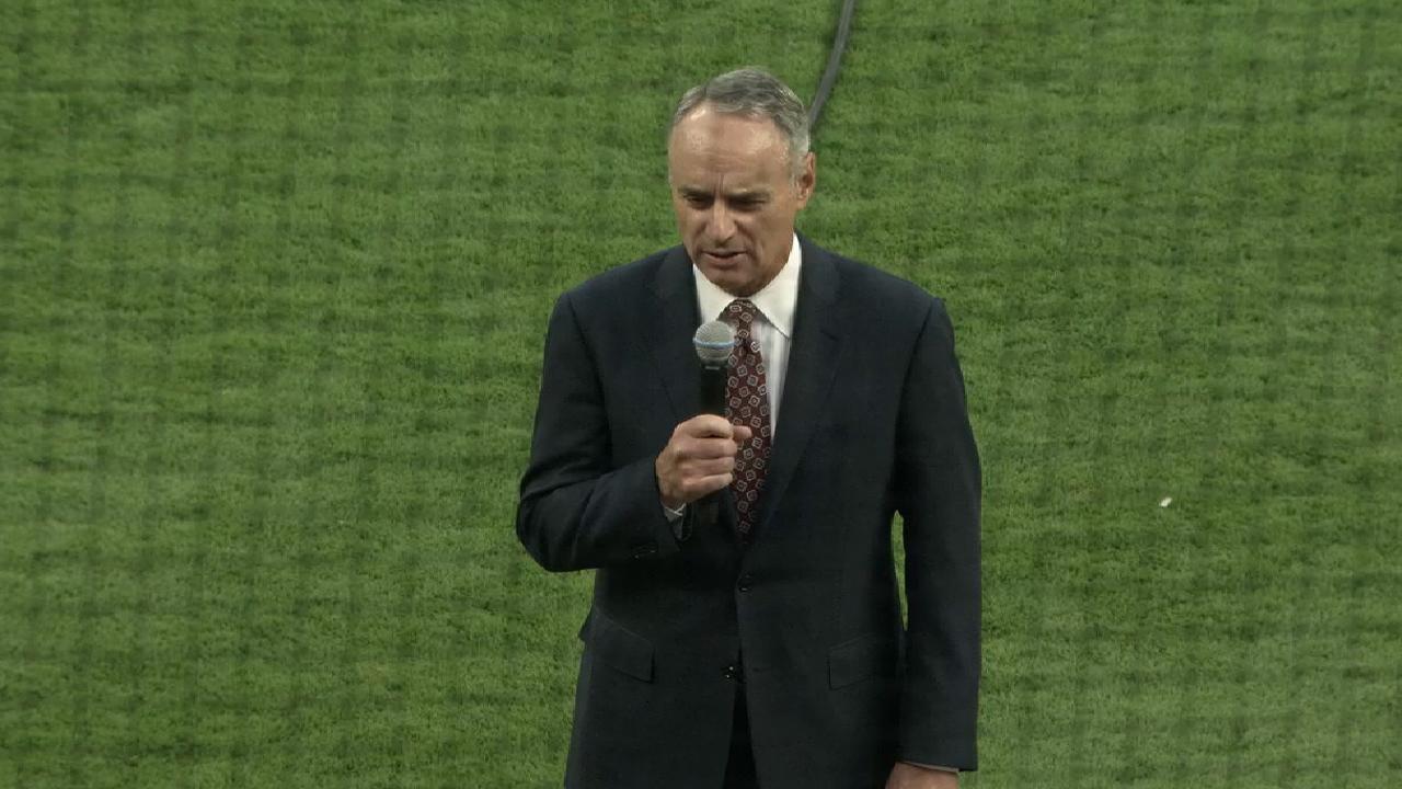 Manfred thrilled with 'beautiful' SunTrust Park