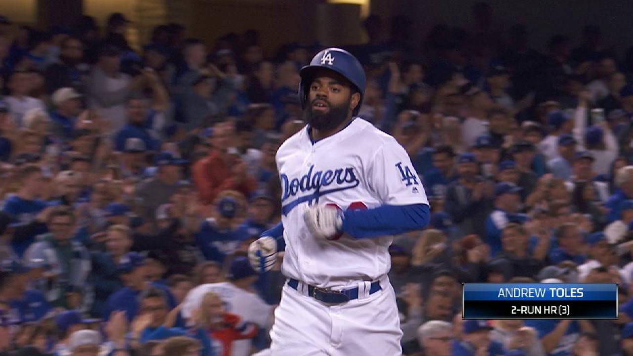 Kershaw mantuvo a raya la ofensiva de los D-backs en L.A.