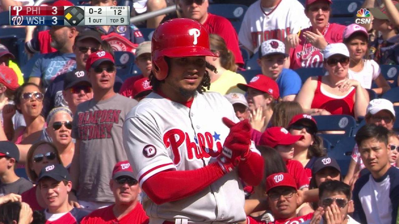 Galvis' go-ahead FC in 9th