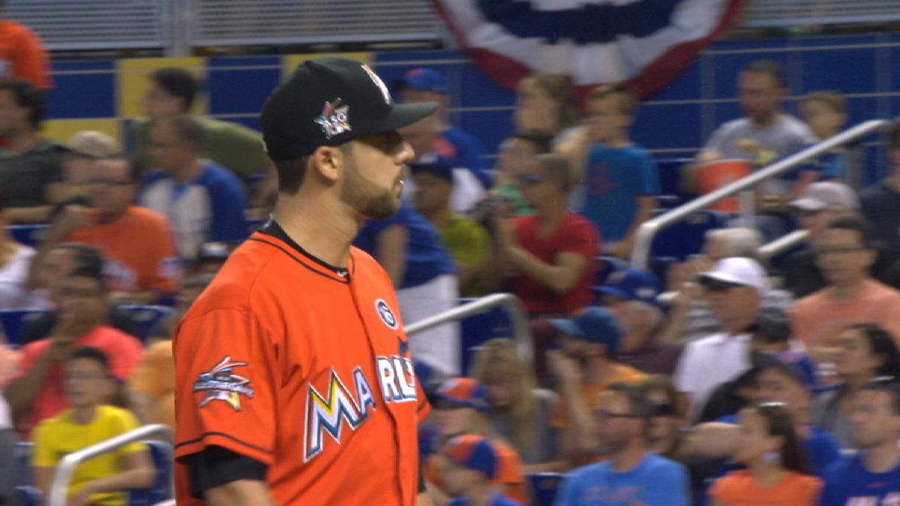 Marlins carry no-hitter into 8th