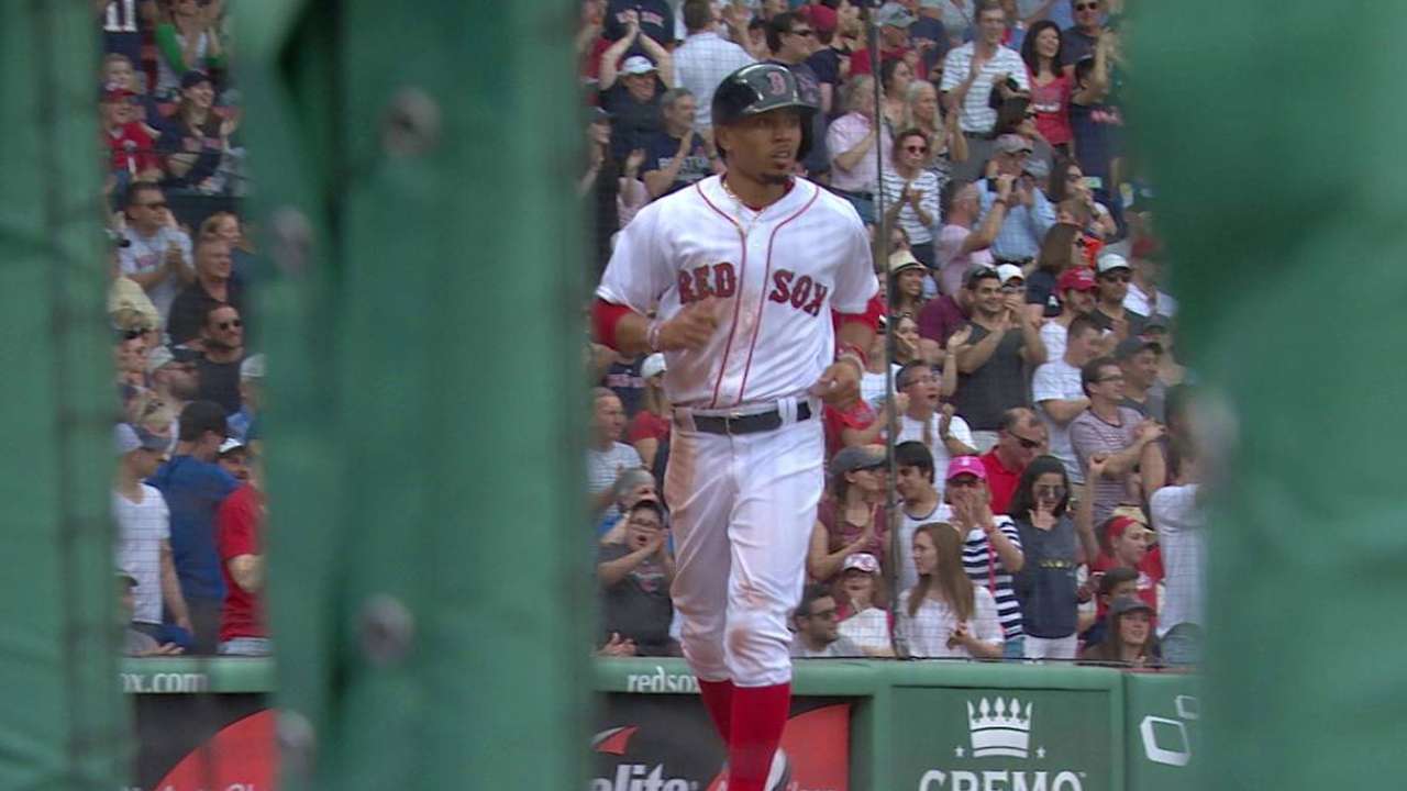 Moreland's go-ahead two-run hit