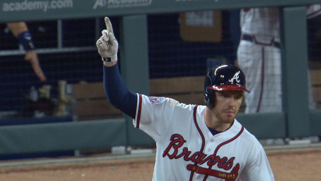 Freeman's on-base streak