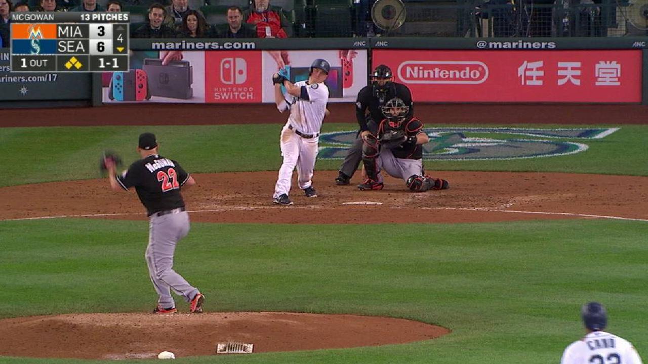 Seager's two-run single