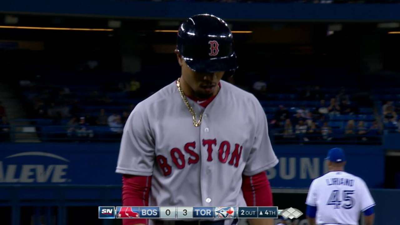 Liriano strikes out Betts