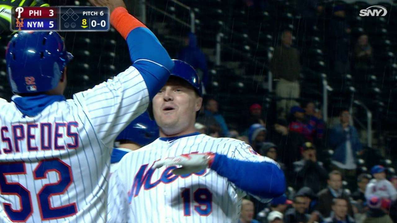 Bruce's go-ahead two-run homer