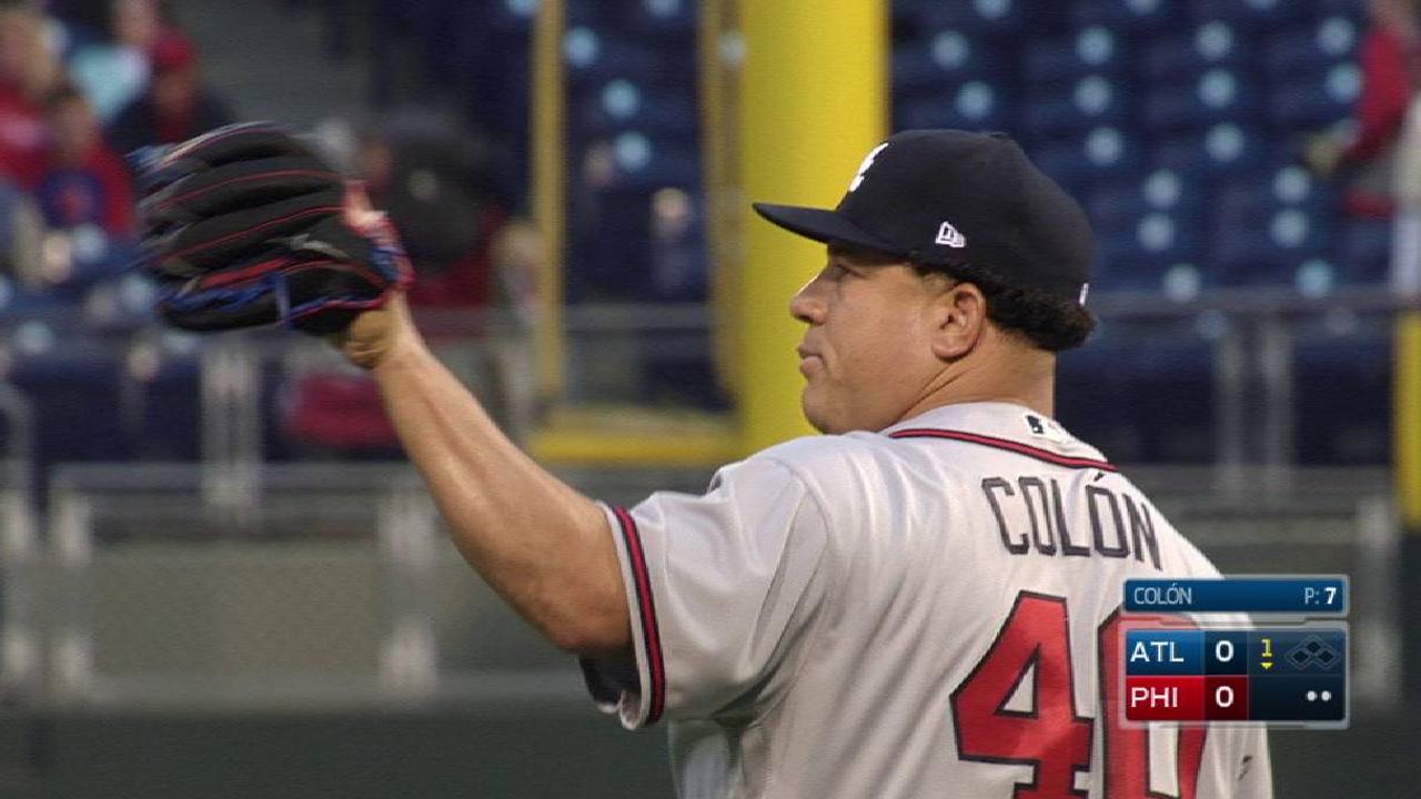 El dominicano Bartolo Colón no deja de atacar la zona con la recta
