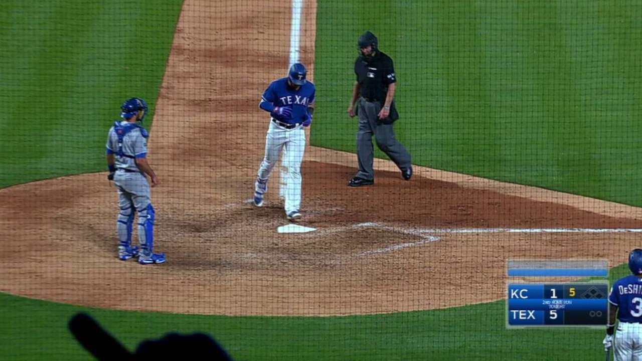 Rangers le pegan a los Reales con jonrones de Chirinos, Gallo