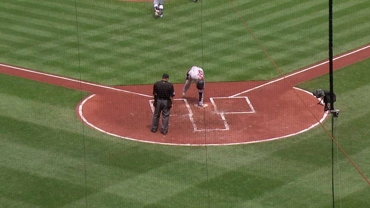 Poder tempranero guió a Medias Rojas sobre Orioles