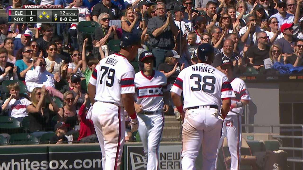 Los White Sox cortaron racha de triunfos de Indios guiados por Melky y Holland