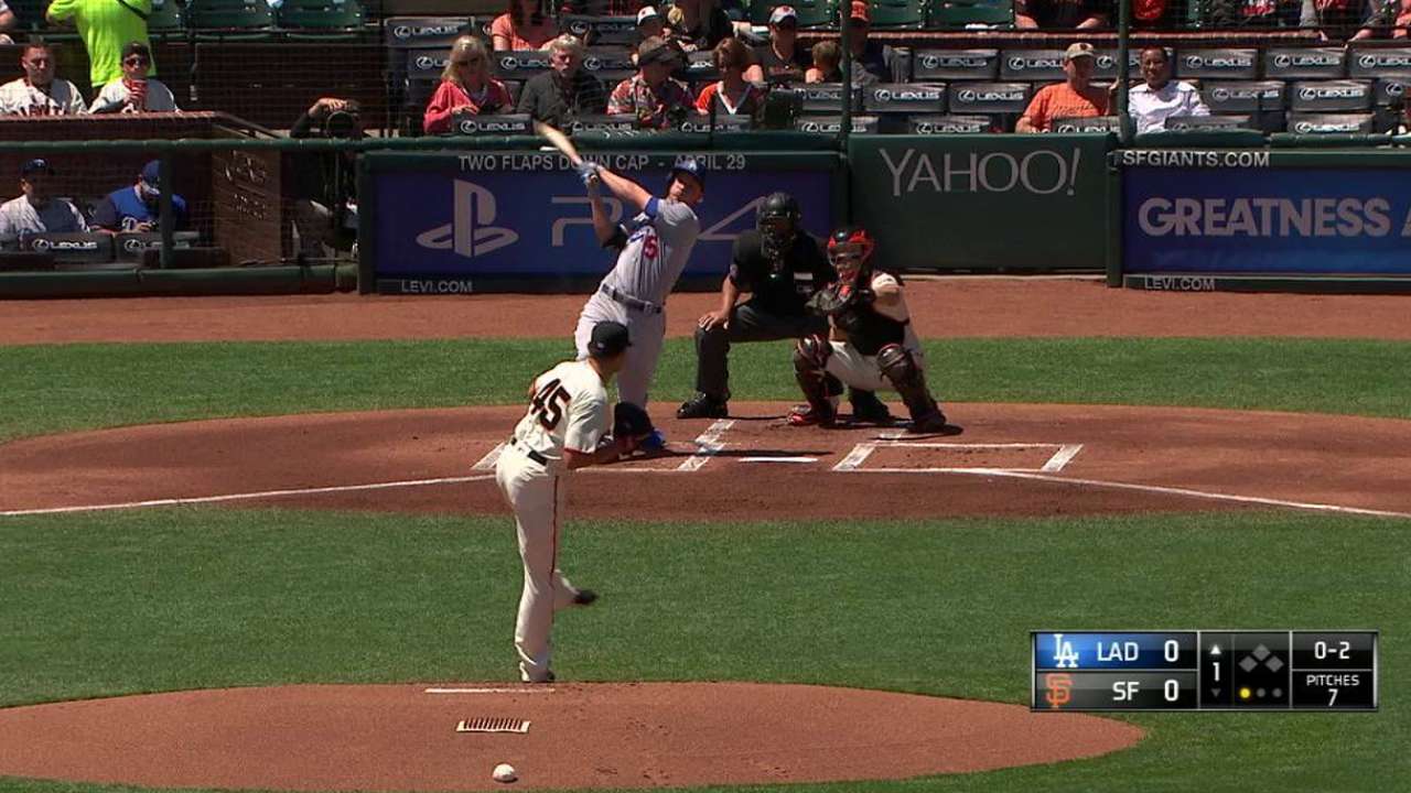 Seager's birthday home run