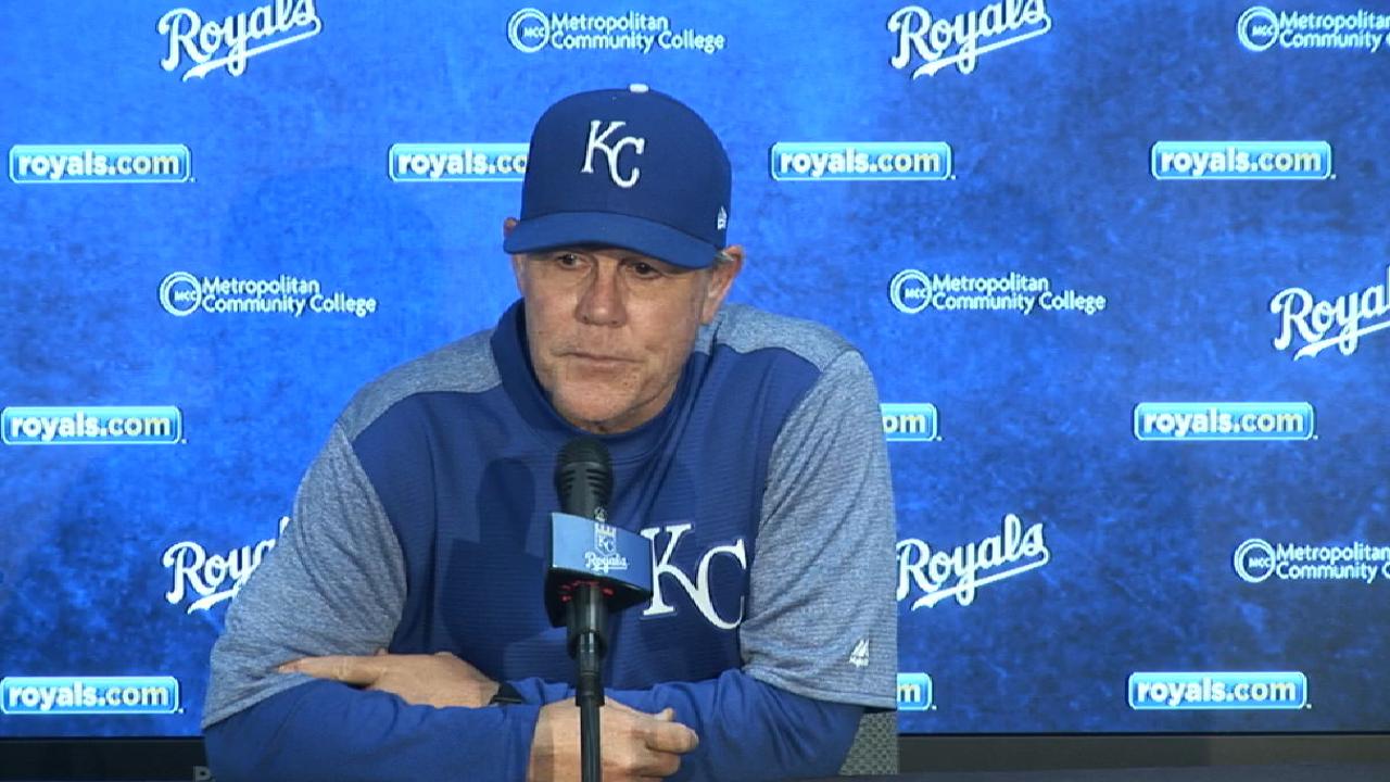 Yost: Screaming won't solve Royals' issues