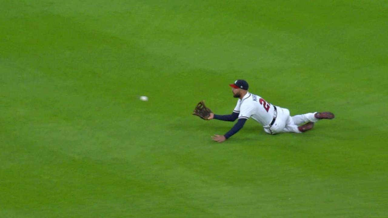Markakis' clutch diving catch