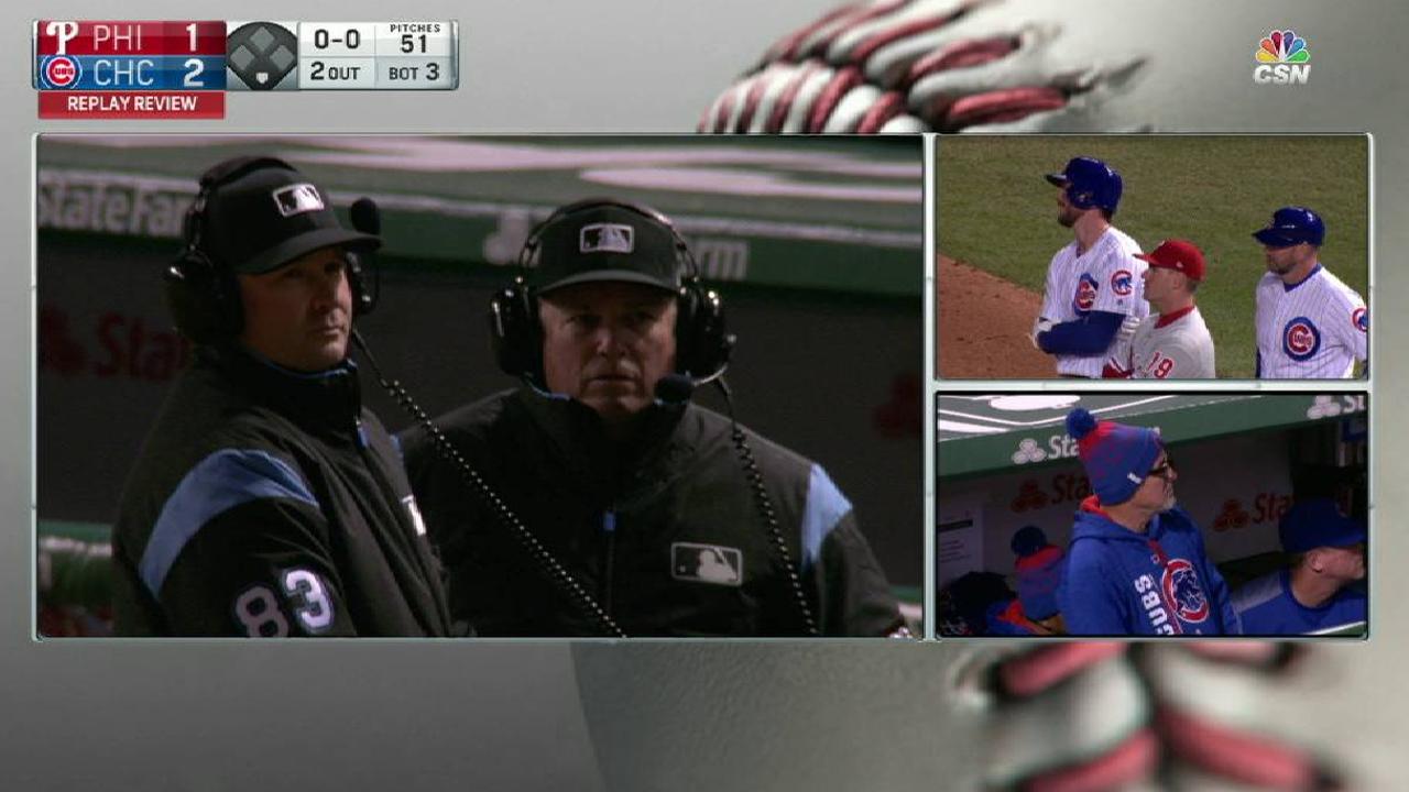 Hernandez throws out Bryant