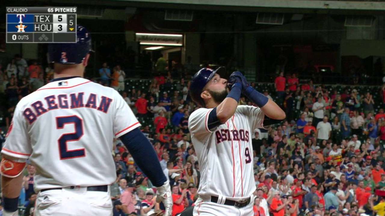 Gonzalez's solo home run