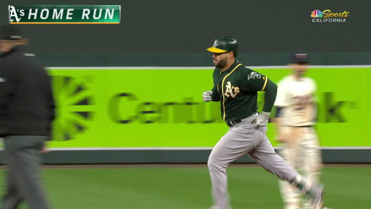 Alonso's two-run homer