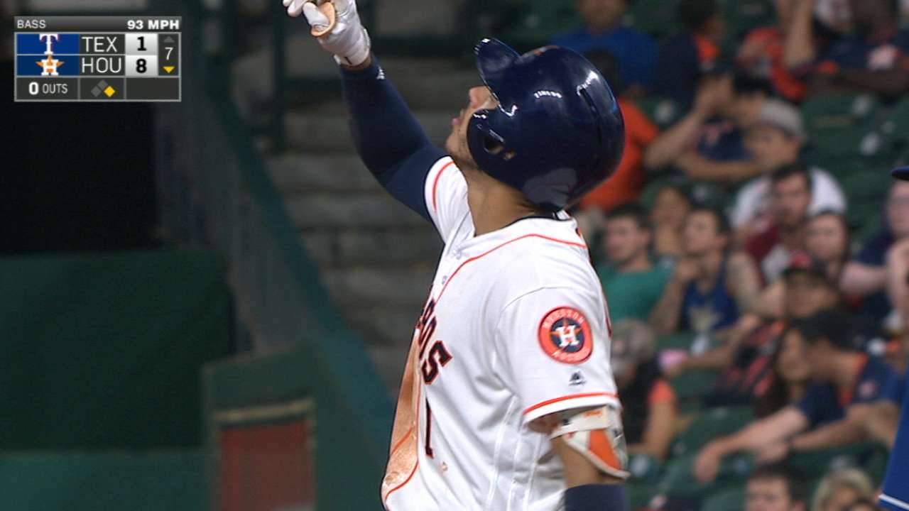 Correa ignites Astros as bat heats up