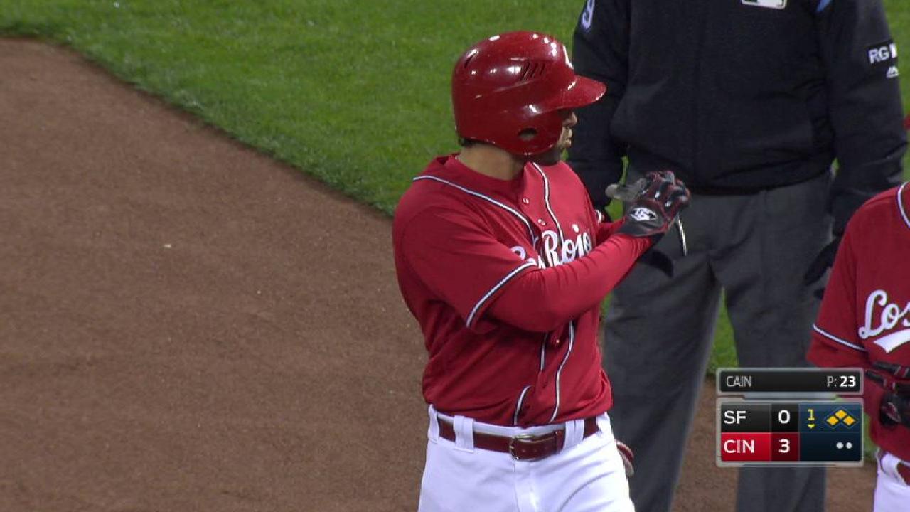 José Peraza sobresale como segunda base titular de los Rojos