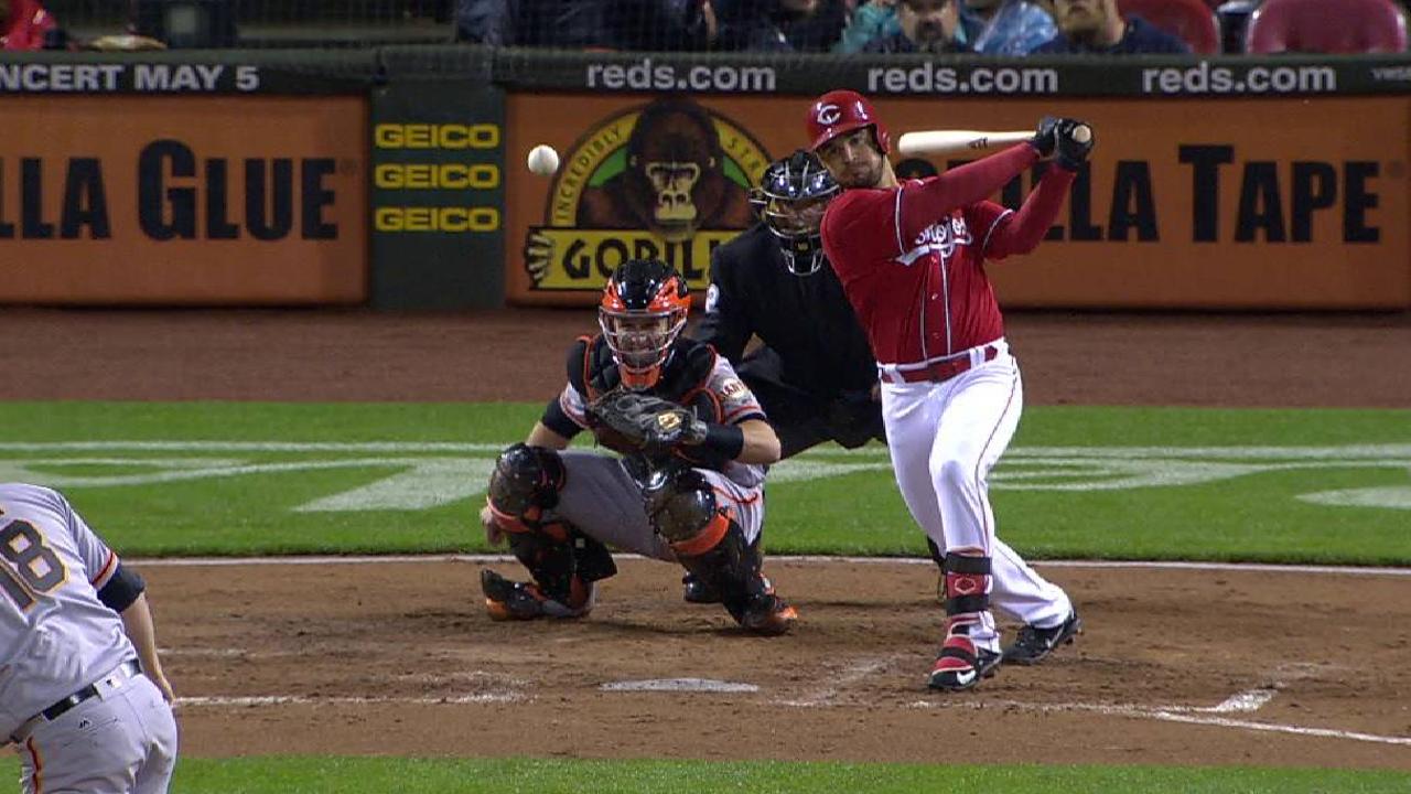 Suarez's two-run single