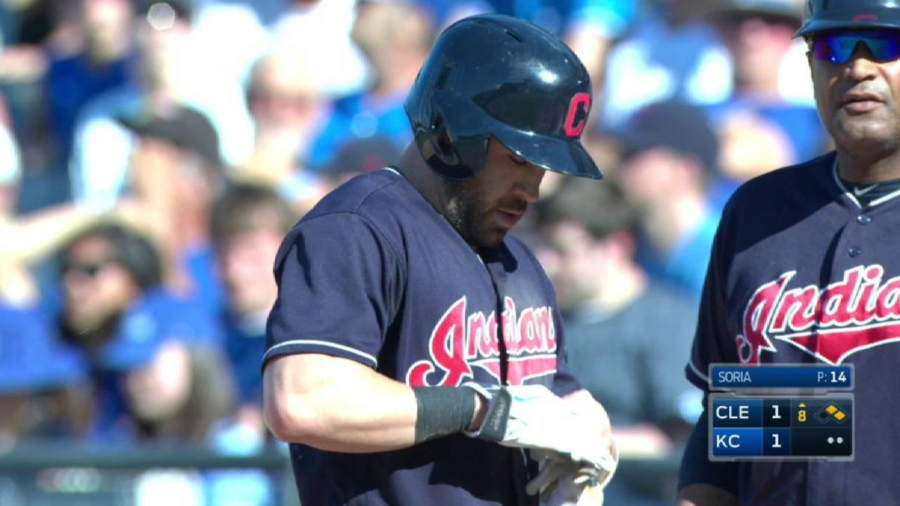 Kipnis' RBI single ties it up