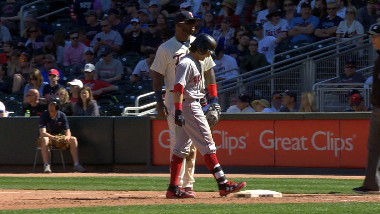 Benintendi stays cool despite hot bat