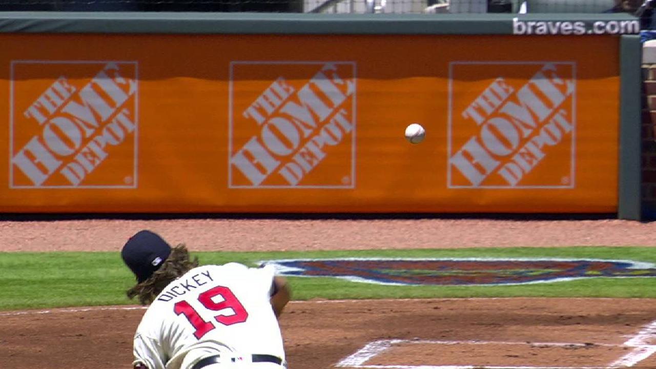 Dickey: SunTrust Park favoring hitters early
