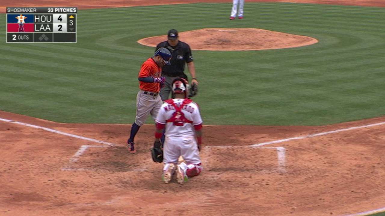 Altuve y Gattis impulsaron a Astros sobre Angelinos