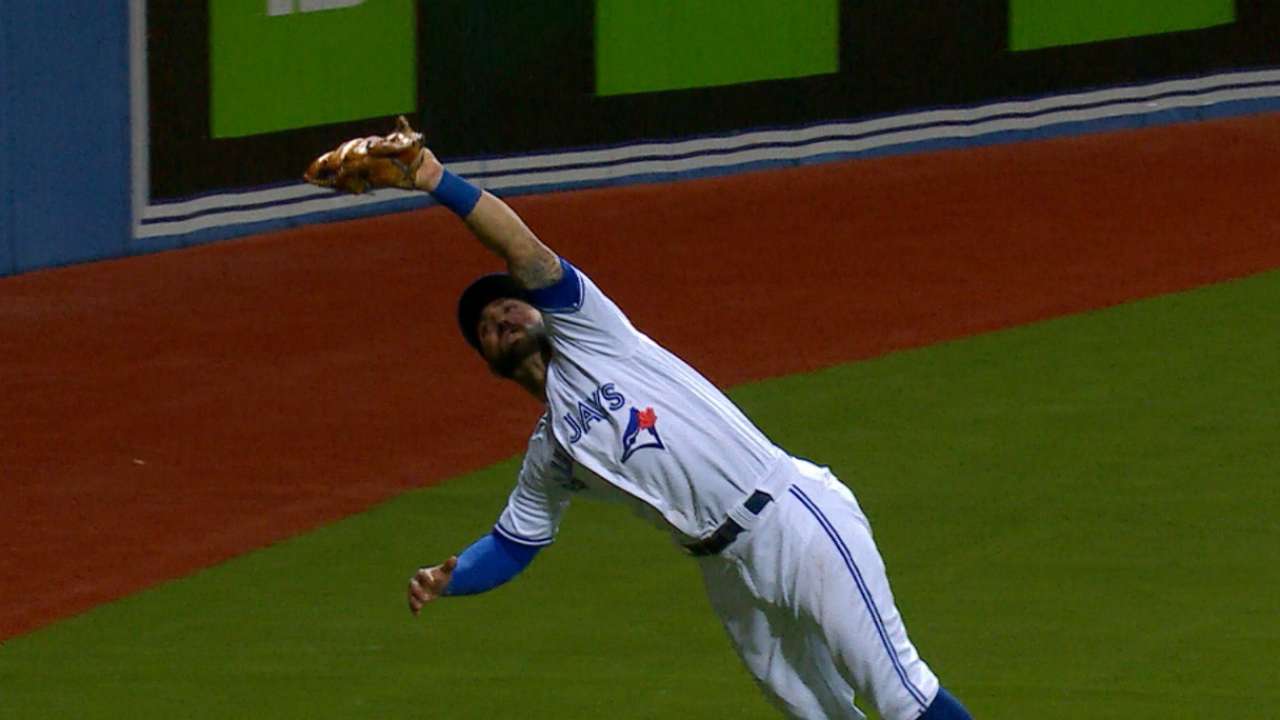 Marcus Stroman y Kevin Pillar brillan en la victoria de los Azulejos ante los Indios