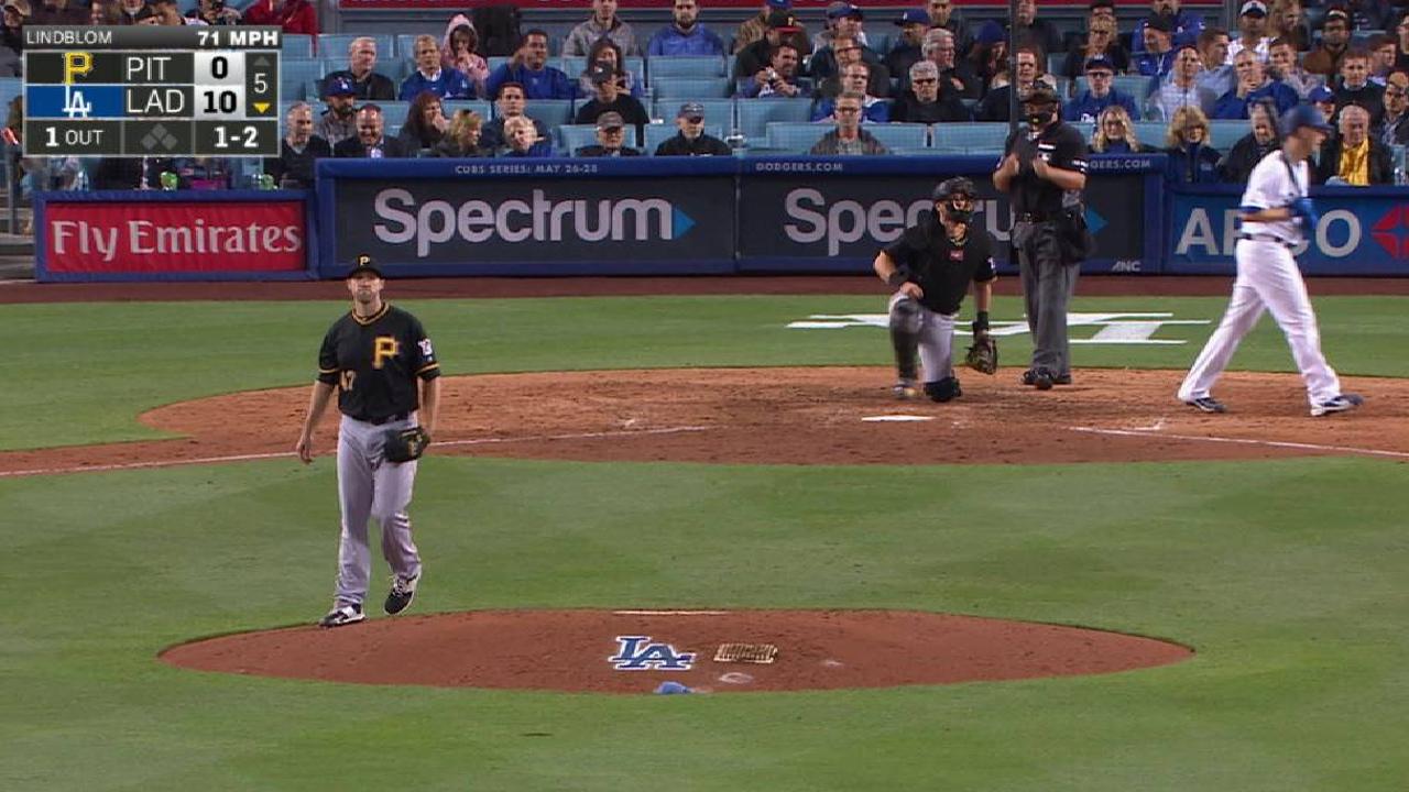 Lindblom eases burden on 'pen in LA return