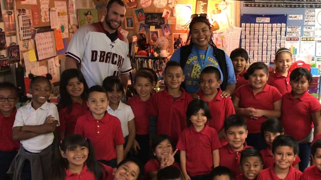 Goldy pays award-winning teacher a visit
