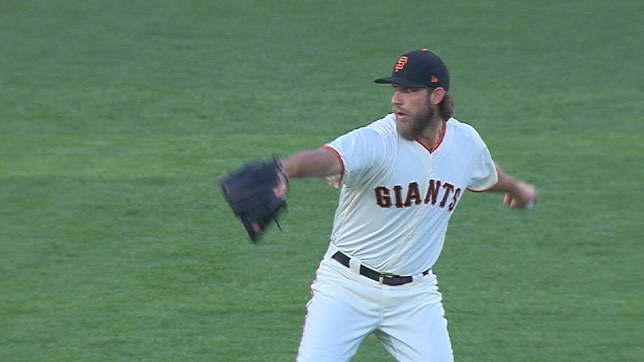 Bumgarner 'so much better' but not throwing