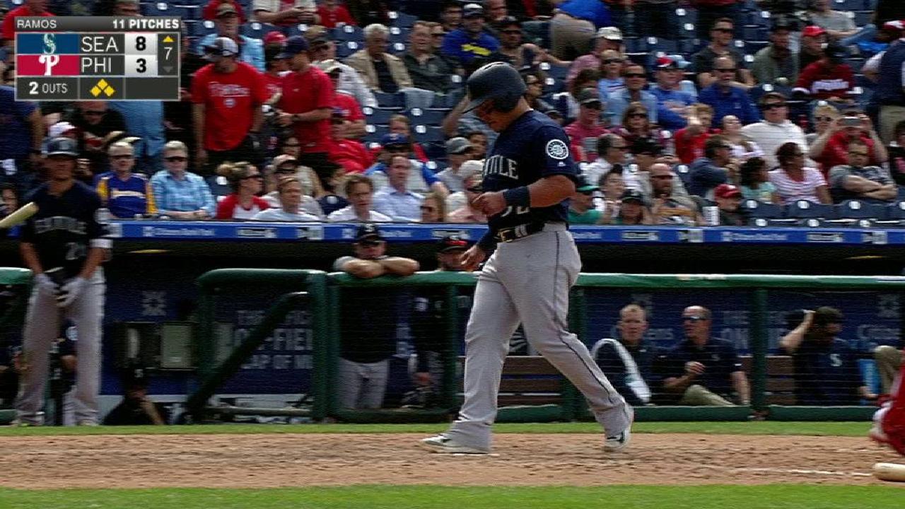 Cano's bases-loaded walk