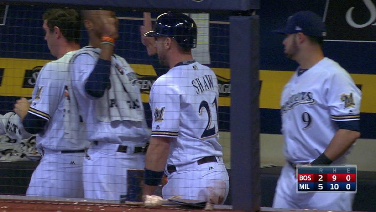 Shaw steals, scores on error