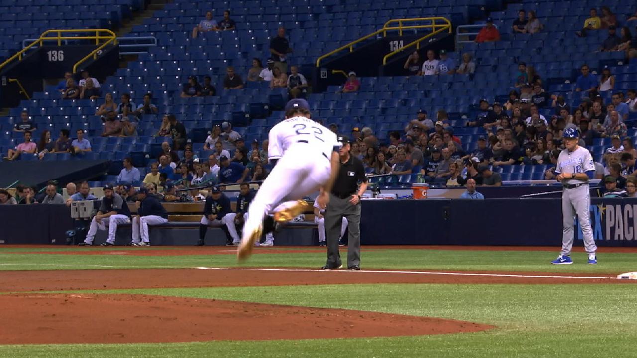 Archer avoids Perez's rocket