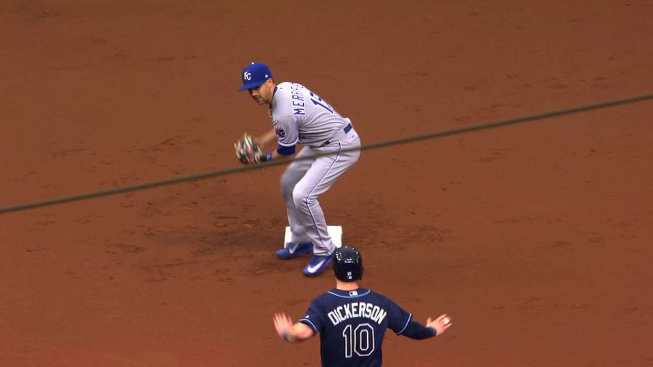 Vargas induces 1-4-3 double play