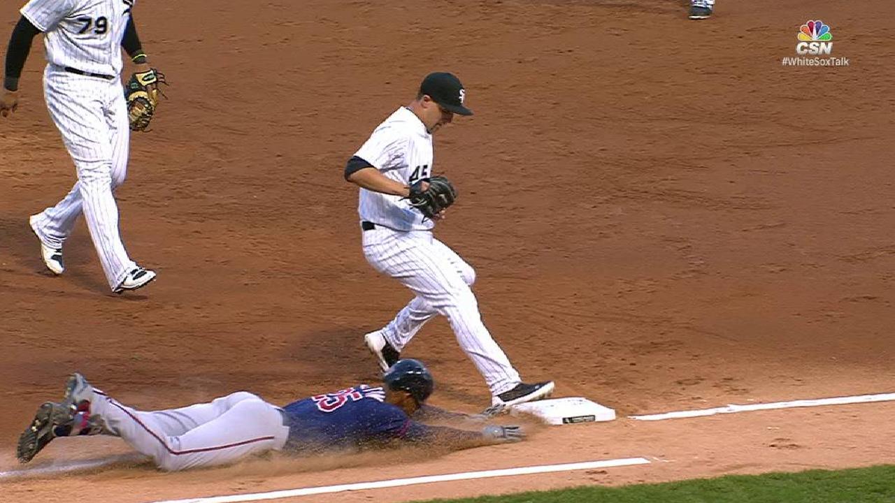 Abreu nabs Buxton at first