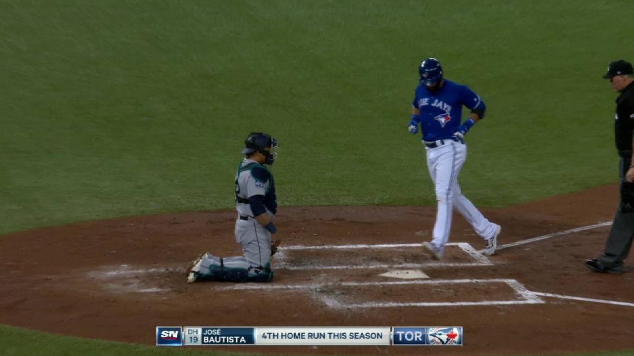 Bautista, Biagini guían a los Azulejos en triunfo sobre Marineros