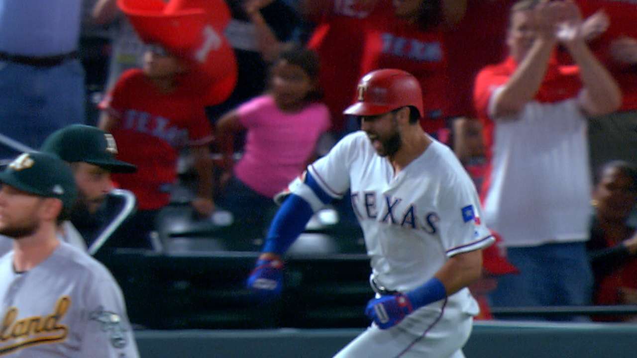Gallo delivers 3-run walk-off HR to beat A's