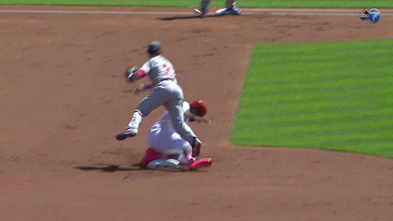 Lester induces double play