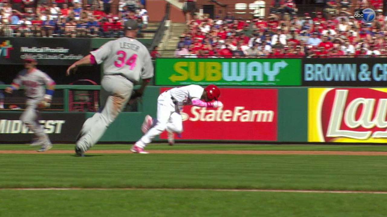 Lester picks off Sierra