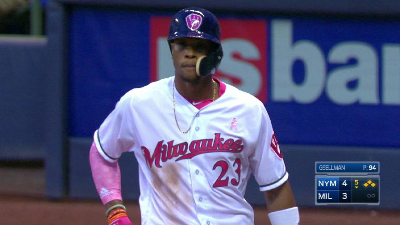 Broxton's RBI single