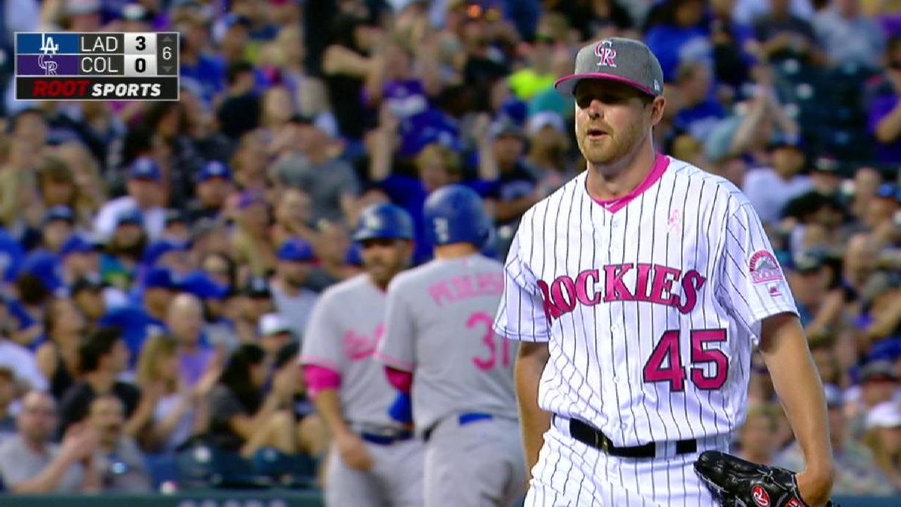 Oberg strands the bases loaded