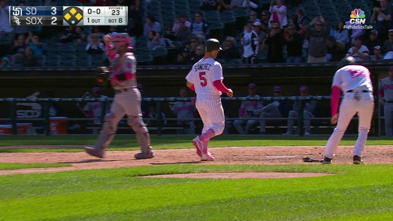 Frazier's BB brings home run